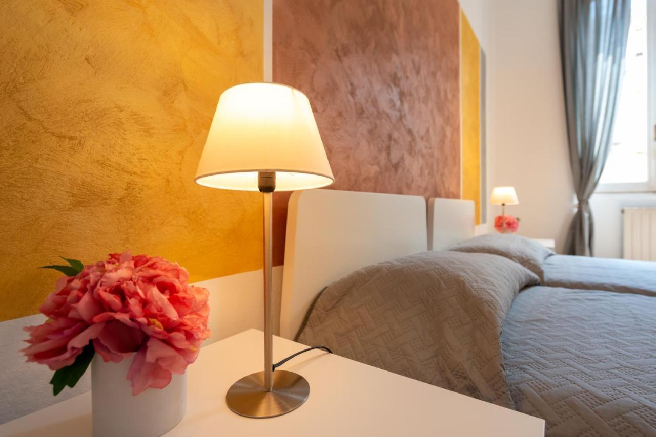 Casa Giovanna - Centrale Vista Porto Carlo Riva Rapallo Bagian luar foto